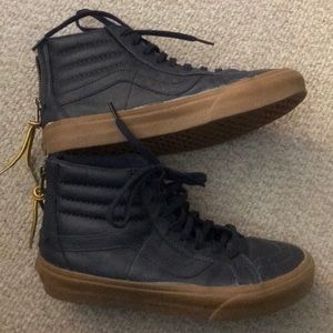 Women’s High Top Old Skool Vans-Navy-Leather